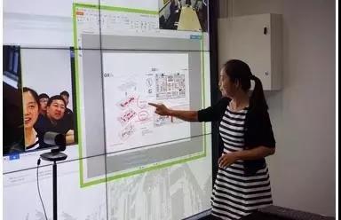 史元春教授使用遠程視頻通信云教育系統上課