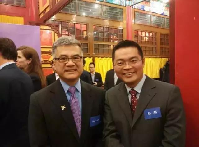 舒騁與華盛頓州前州長、原美國駐華大使駱家輝在GIX晚宴